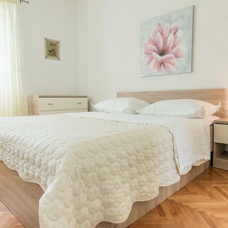 מאקרסקה Apartments Fanito מראה חיצוני תמונה