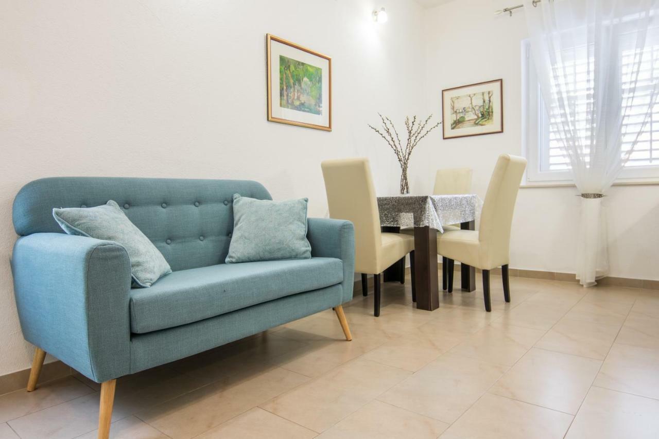 מאקרסקה Apartments Fanito מראה חיצוני תמונה