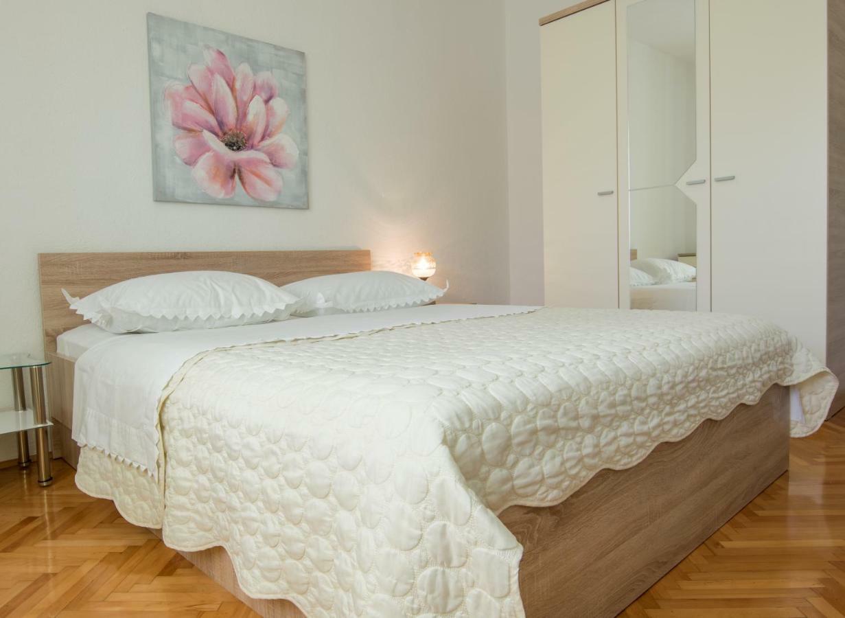 מאקרסקה Apartments Fanito מראה חיצוני תמונה